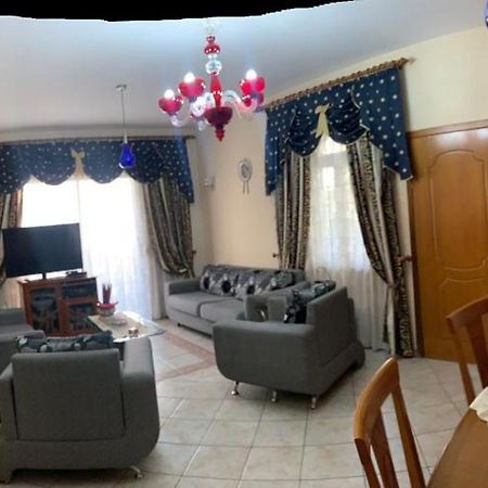 Christina'S House With 2 Bedrooms And Free Parking Gjirokastër 외부 사진
