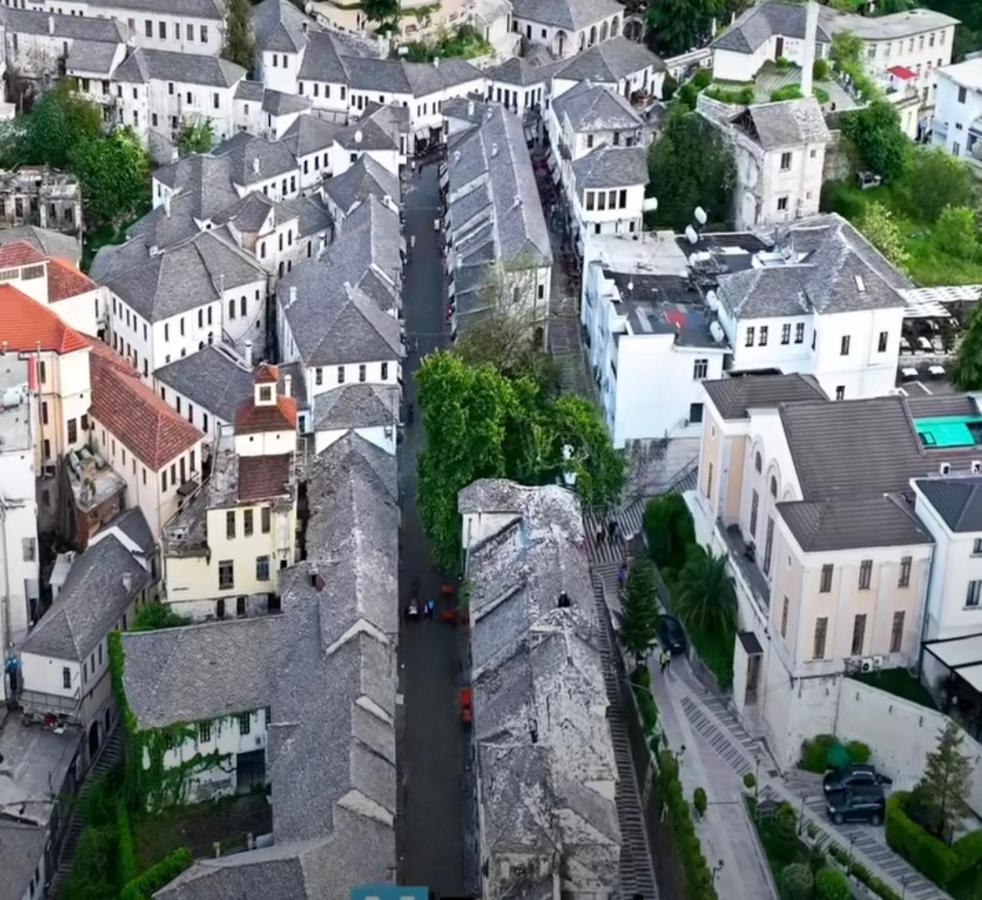 Christina'S House With 2 Bedrooms And Free Parking Gjirokastër 외부 사진