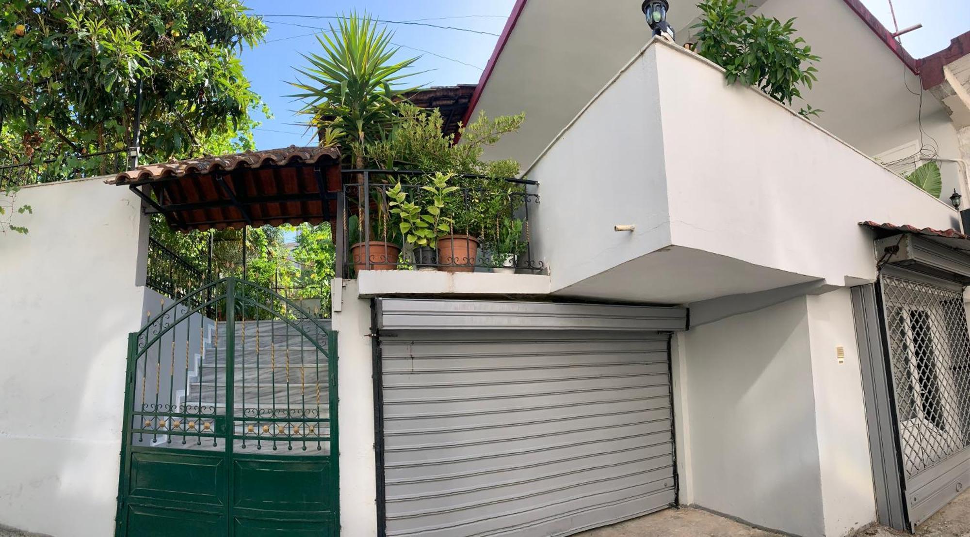 Christina'S House With 2 Bedrooms And Free Parking Gjirokastër 외부 사진